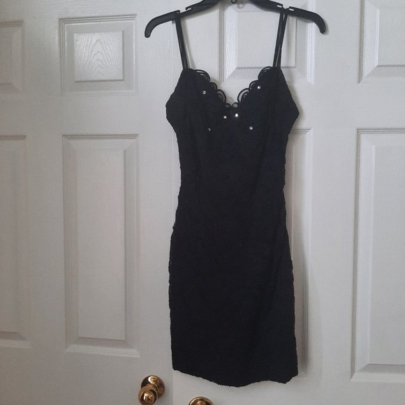 Dress. Lace, Mini size 4-6, Black lined - Picture 1 of 4